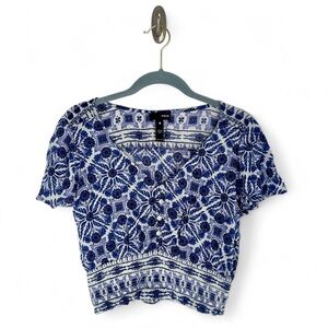 Aqua Brand Crop Top Smock Waist Flutter Cap Sleeve Blue White Floral SZ Medium